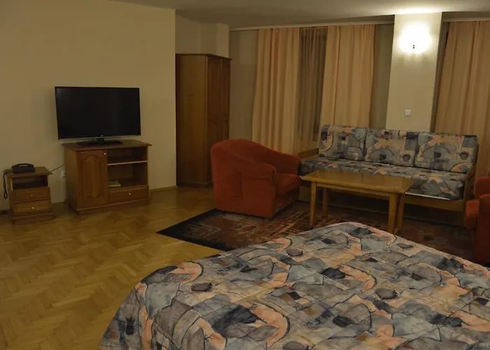 Drama Hotell 3*